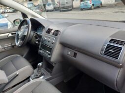 
										Volkswagen Touran Business 1.6 TDI DSG Comfortline full									