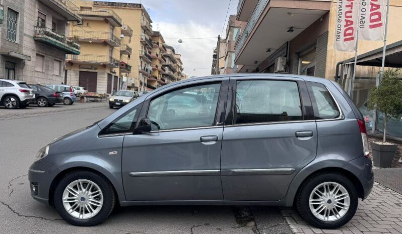 
								Lancia MUSA 1.3 Mjt 95 CV Gold full									