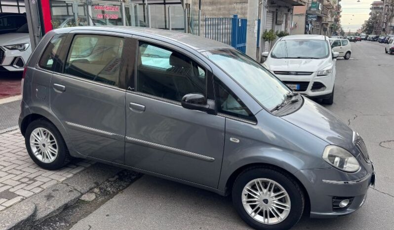 
								Lancia MUSA 1.3 Mjt 95 CV Gold full									