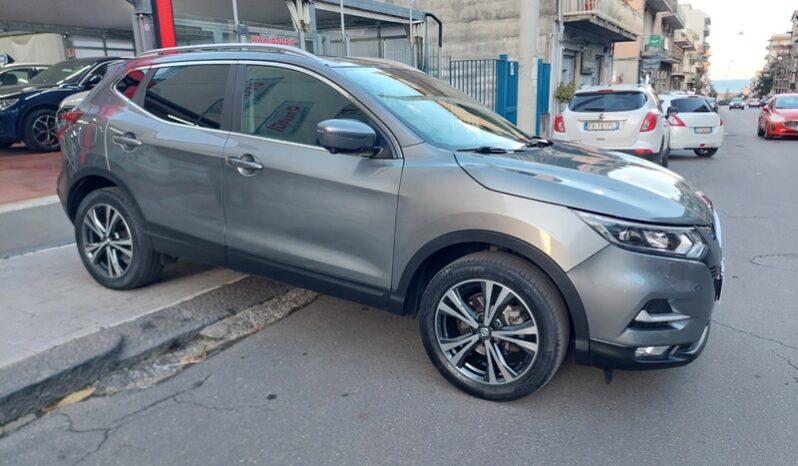 
								Nissan Qashqai 1.5 dCi 110 CV N-Connecta full									