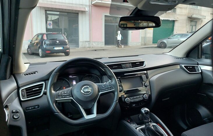 
								Nissan Qashqai 1.5 dCi 110 CV N-Connecta full									