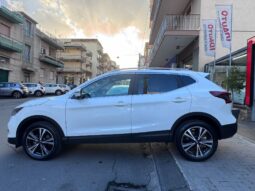 
										Nissan Qashqai 1.5 dCi 110 CV N-Connecta full									
