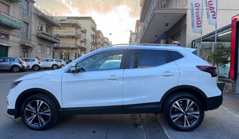 
								Nissan Qashqai 1.5 dCi 110 CV N-Connecta full									