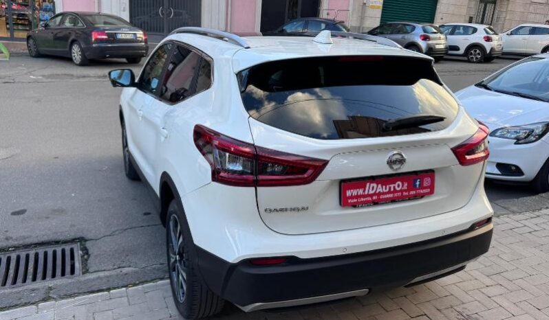
								Nissan Qashqai 1.5 dCi 110 CV N-Connecta full									