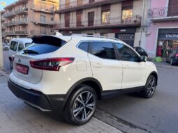 
										Nissan Qashqai 1.5 dCi 110 CV N-Connecta full									
