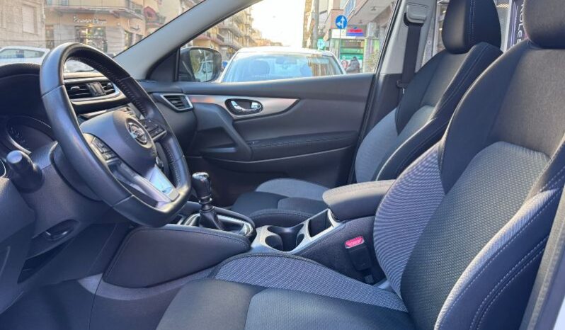 
								Nissan Qashqai 1.5 dCi 110 CV N-Connecta full									