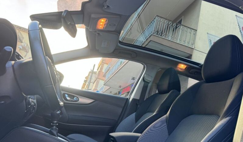 
								Nissan Qashqai 1.5 dCi 110 CV N-Connecta full									