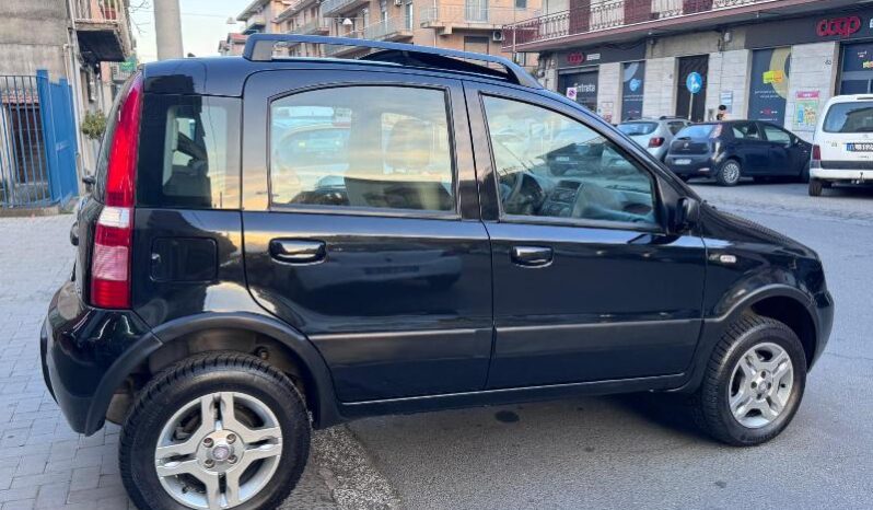 
								Fiat Panda 1.3 MJT 69 CV 16V 4×4 Glam full									