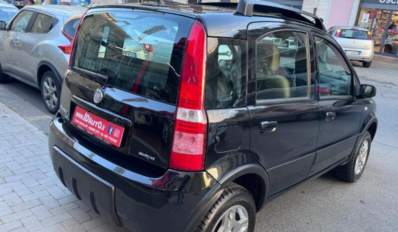 
								Fiat Panda 1.3 MJT 69 CV 16V 4×4 Glam full									