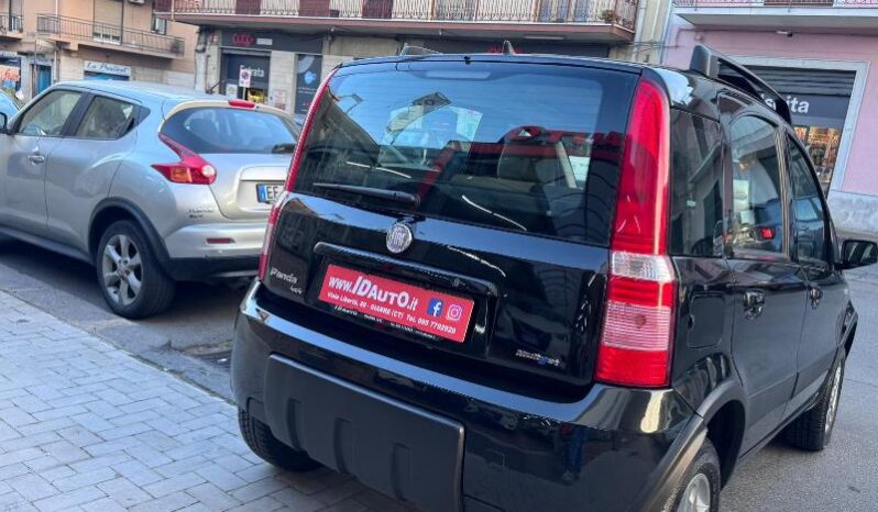 
								Fiat Panda 1.3 MJT 69 CV 16V 4×4 Glam full									