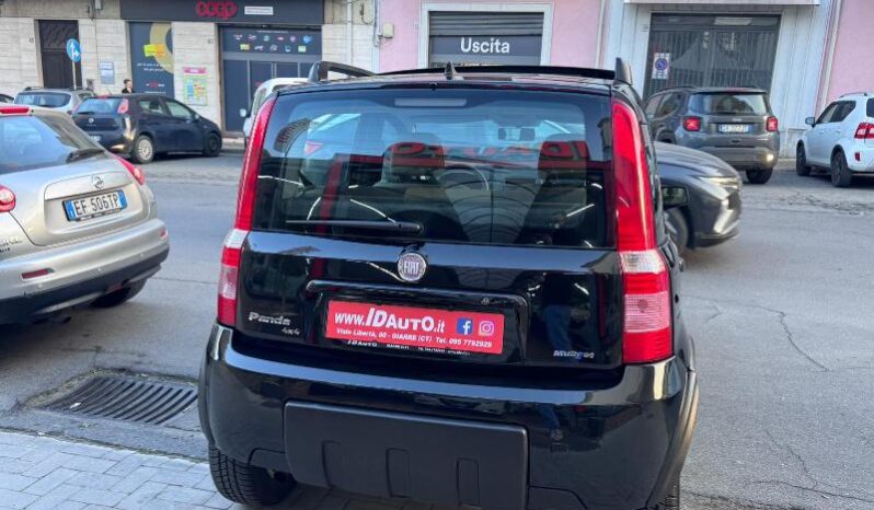
								Fiat Panda 1.3 MJT 69 CV 16V 4×4 Glam full									