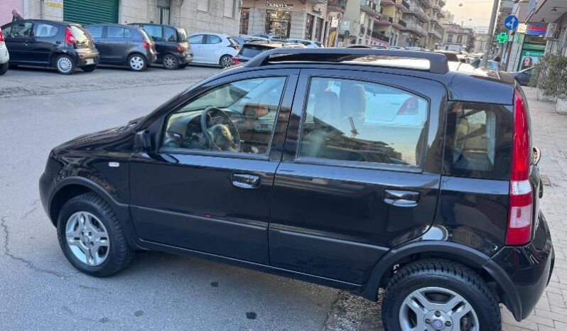 
								Fiat Panda 1.3 MJT 69 CV 16V 4×4 Glam full									
