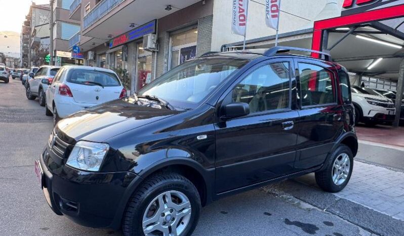 
								Fiat Panda 1.3 MJT 69 CV 16V 4×4 Glam full									