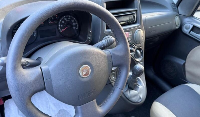 
								Fiat Panda 1.3 MJT 69 CV 16V 4×4 Glam full									