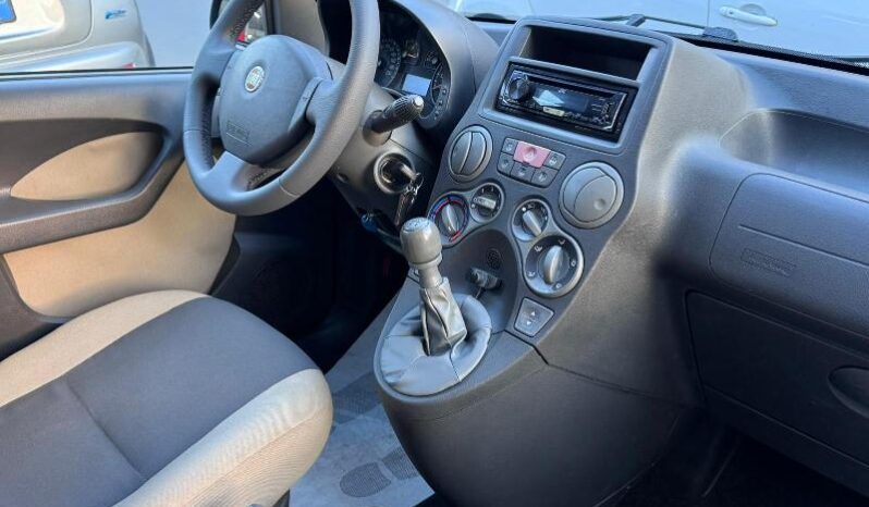 
								Fiat Panda 1.3 MJT 69 CV 16V 4×4 Glam full									