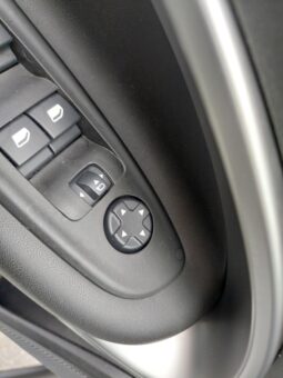 
										Jeep Avenger 1.2 Turbo 100 CV Summit full									