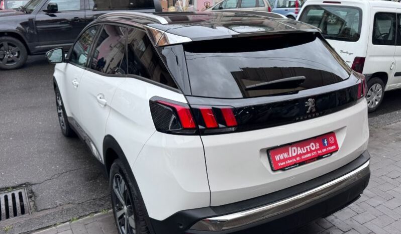 
								Peugeot 3008 1.5 BlueHDi 130 S&S Allure full									