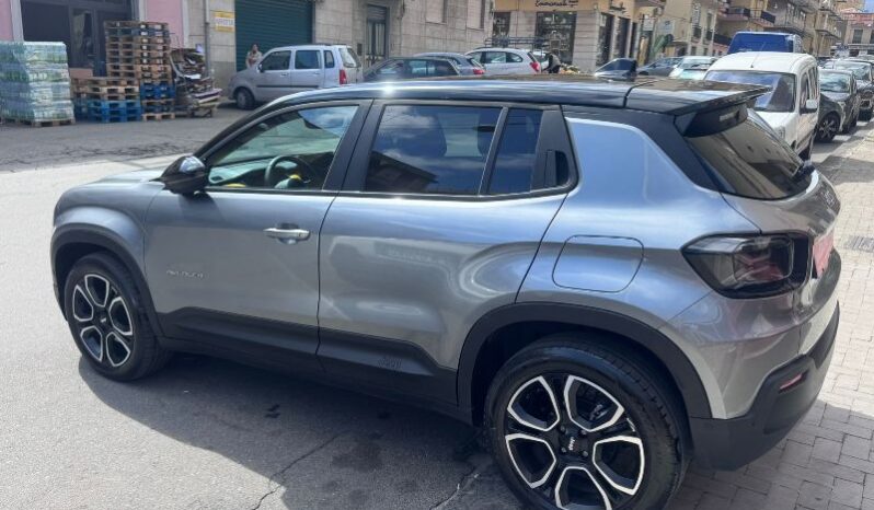 
								Jeep Avenger 1.2 Turbo 100 CV Summit full									