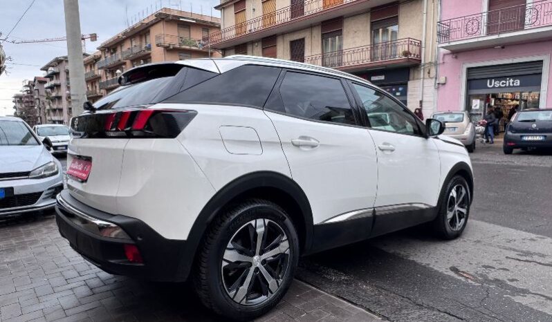 
								Peugeot 3008 1.5 BlueHDi 130 S&S Allure full									