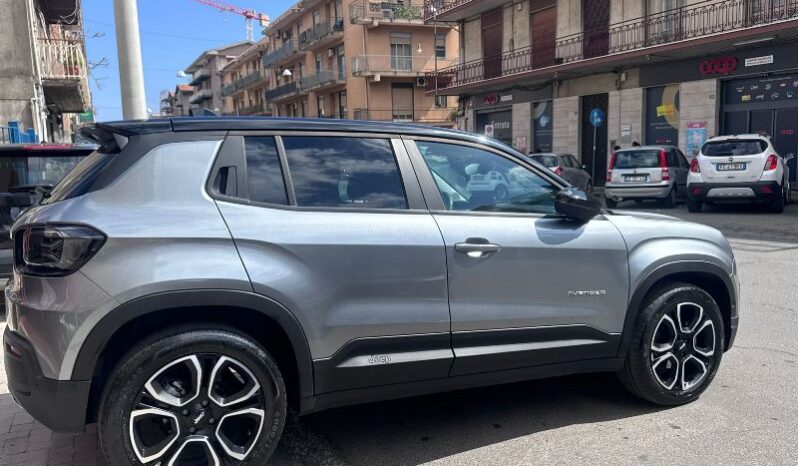 
								Jeep Avenger 1.2 Turbo 100 CV Summit full									