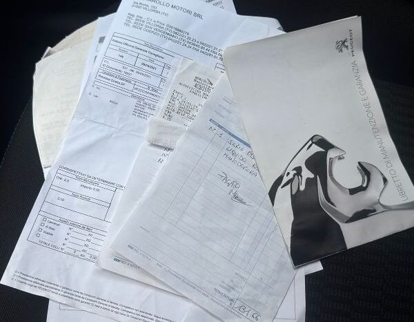 
								Peugeot 208 1.5 BlueHDi 100 CV Stop&Start 5 porte Allure full									