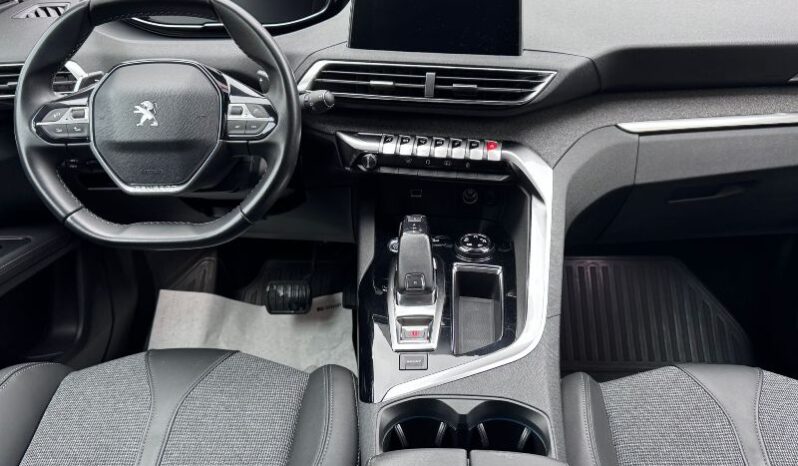 
								Peugeot 3008 1.5 BlueHDi 130 S&S Allure full									