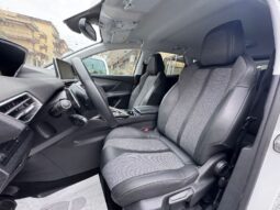 
										Peugeot 3008 1.5 BlueHDi 130 S&S Allure full									