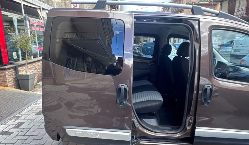 
								Fiat Qubo 1.3 MJT 80 CV Start&Stop Trekking full									