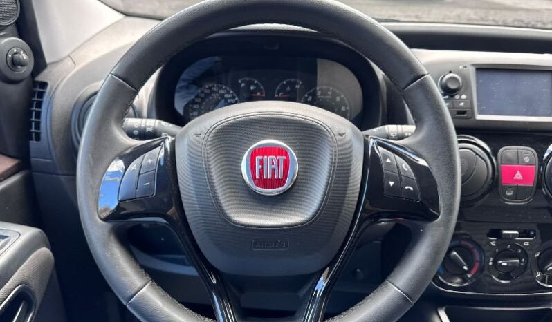 
								Fiat Qubo 1.3 MJT 80 CV Start&Stop Trekking full									