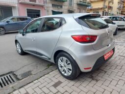 
										Renault Clio 1.5 dCi 8V 75 CV Start&Stop 5 porte Energy Duel2 full									