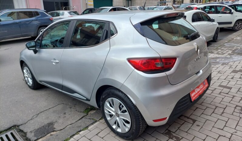 
								Renault Clio 1.5 dCi 8V 75 CV Start&Stop 5 porte Energy Duel2 full									