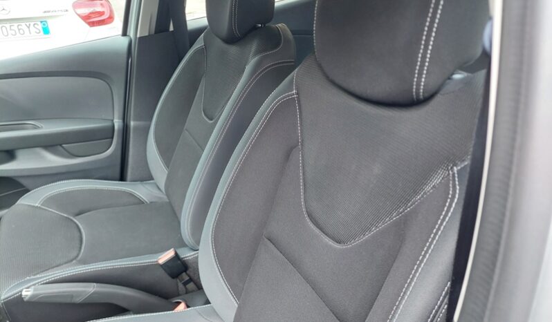 
								Renault Clio 1.5 dCi 8V 75 CV Start&Stop 5 porte Energy Duel2 full									