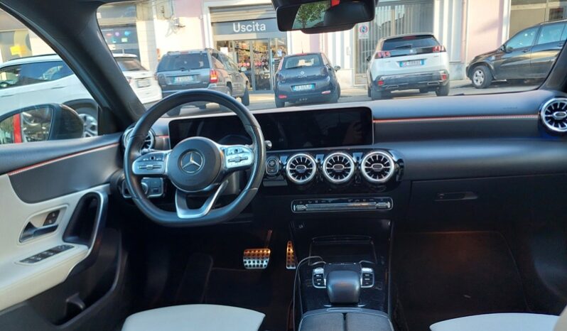 
								Mercedes-benz A 180 d Automatic 1.5 diesel 116 CV Premium full									