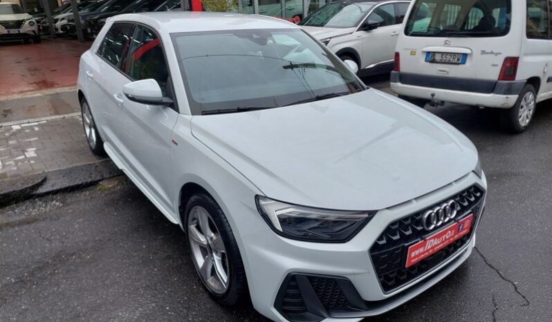 
								Audi A1 SPB 30 1.0 TFSI 116 CV S tronic line edition full									