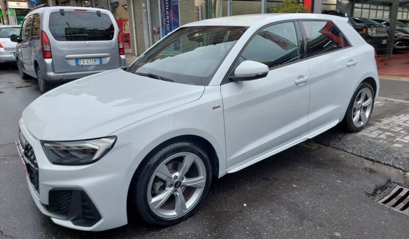
								Audi A1 SPB 30 1.0 TFSI 116 CV S tronic line edition full									
