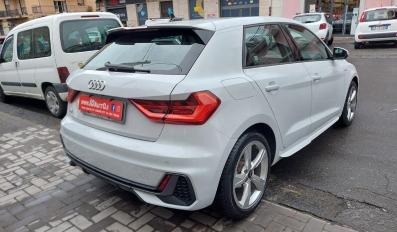 
								Audi A1 SPB 30 1.0 TFSI 116 CV S tronic line edition full									
