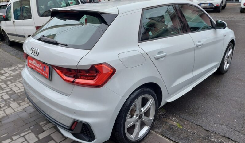 
								Audi A1 SPB 30 1.0 TFSI 116 CV S tronic line edition full									