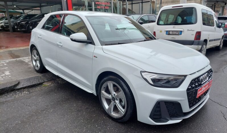 
								Audi A1 SPB 30 1.0 TFSI 116 CV S tronic line edition full									