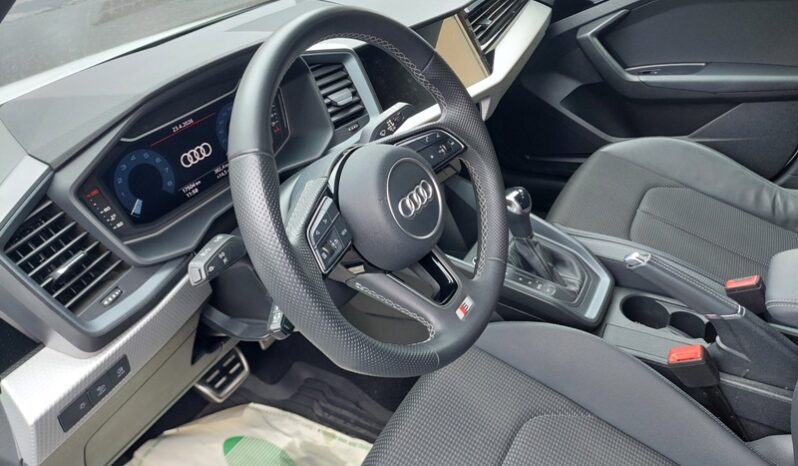 
								Audi A1 SPB 30 1.0 TFSI 116 CV S tronic line edition full									