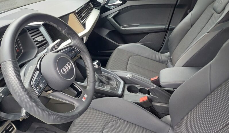 
								Audi A1 SPB 30 1.0 TFSI 116 CV S tronic line edition full									