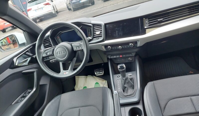 
								Audi A1 SPB 30 1.0 TFSI 116 CV S tronic line edition full									