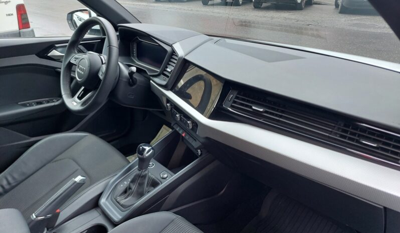 
								Audi A1 SPB 30 1.0 TFSI 116 CV S tronic line edition full									