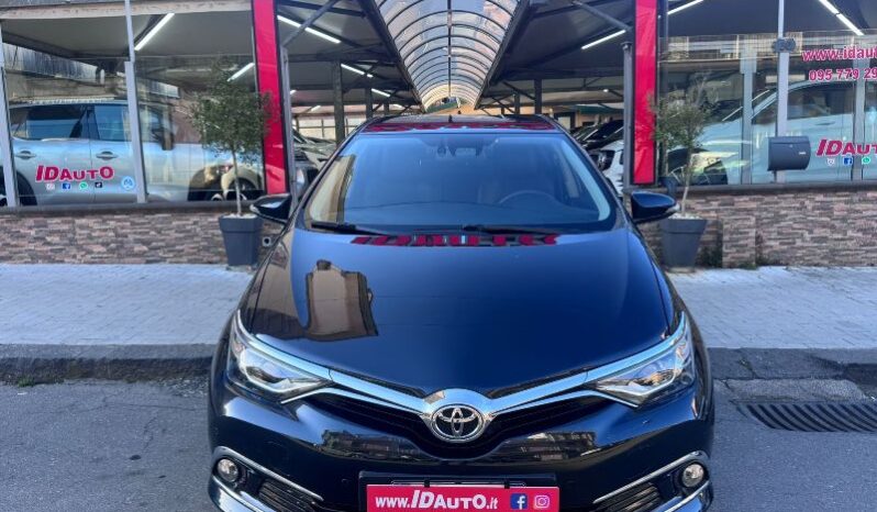 
								Toyota Auris 1.6 D-4D 112 CV Lounge full									