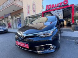
										Toyota Auris 1.6 D-4D 112 CV Lounge full									