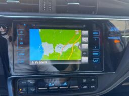 
										Toyota Auris 1.6 D-4D 112 CV Lounge full									