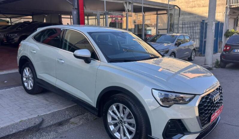 
								Audi Q3 SPB 35 2.0 TDI 150 CV S tronic full									