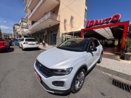 
										Volkswagen T-Roc 1.5 TSI 150 CV ACT Advanced BlueMotion Technology full									