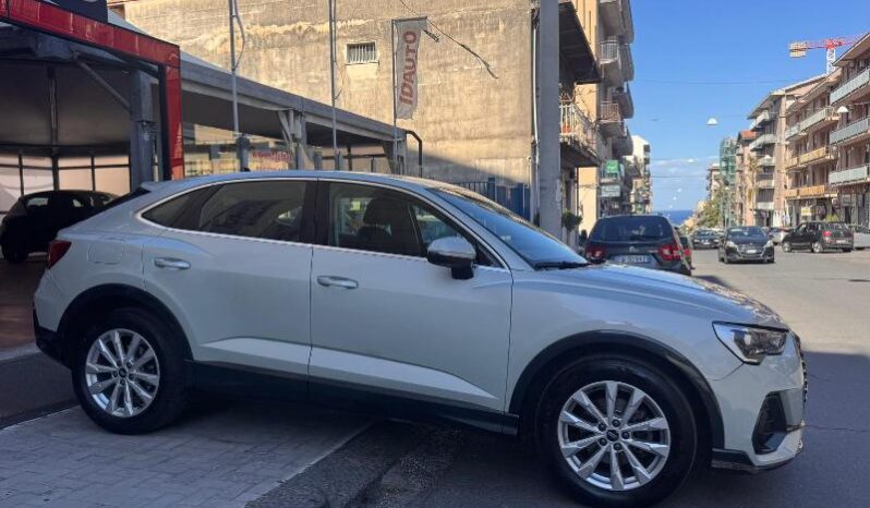 
								Audi Q3 SPB 35 2.0 TDI 150 CV S tronic full									