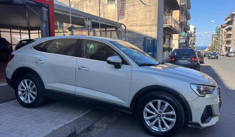 
								Audi Q3 SPB 35 2.0 TDI 150 CV S tronic full									