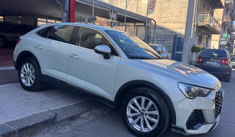 
								Audi Q3 SPB 35 2.0 TDI 150 CV S tronic full									